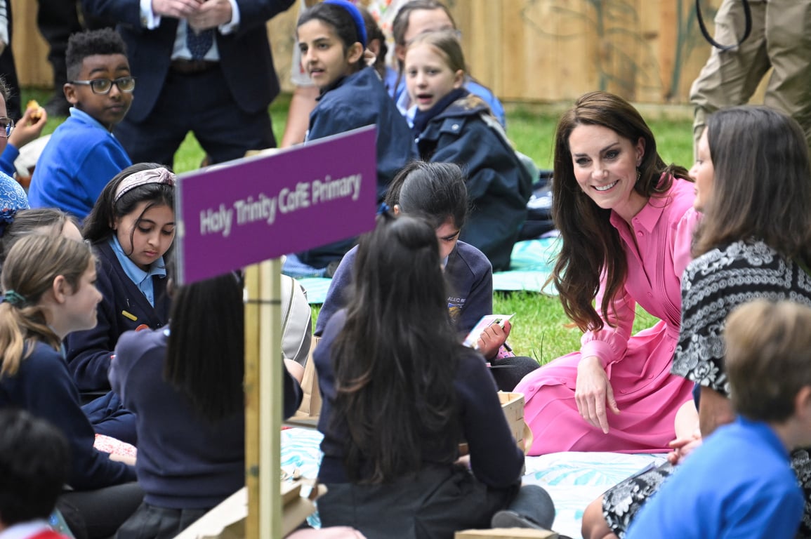 Кейт Миддлтон очаровала нежным образом во время Chelsea Flower Show - фото 3