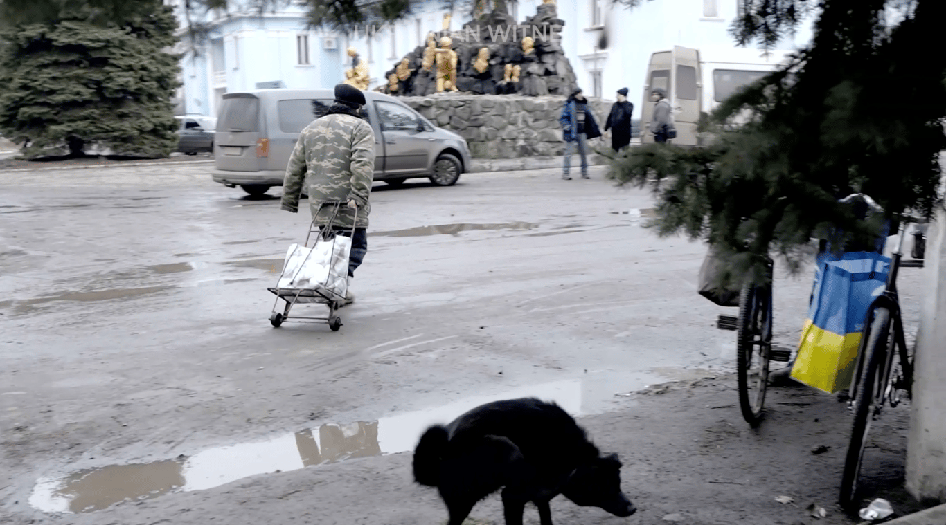 як живе прифронтовий Часів Яр