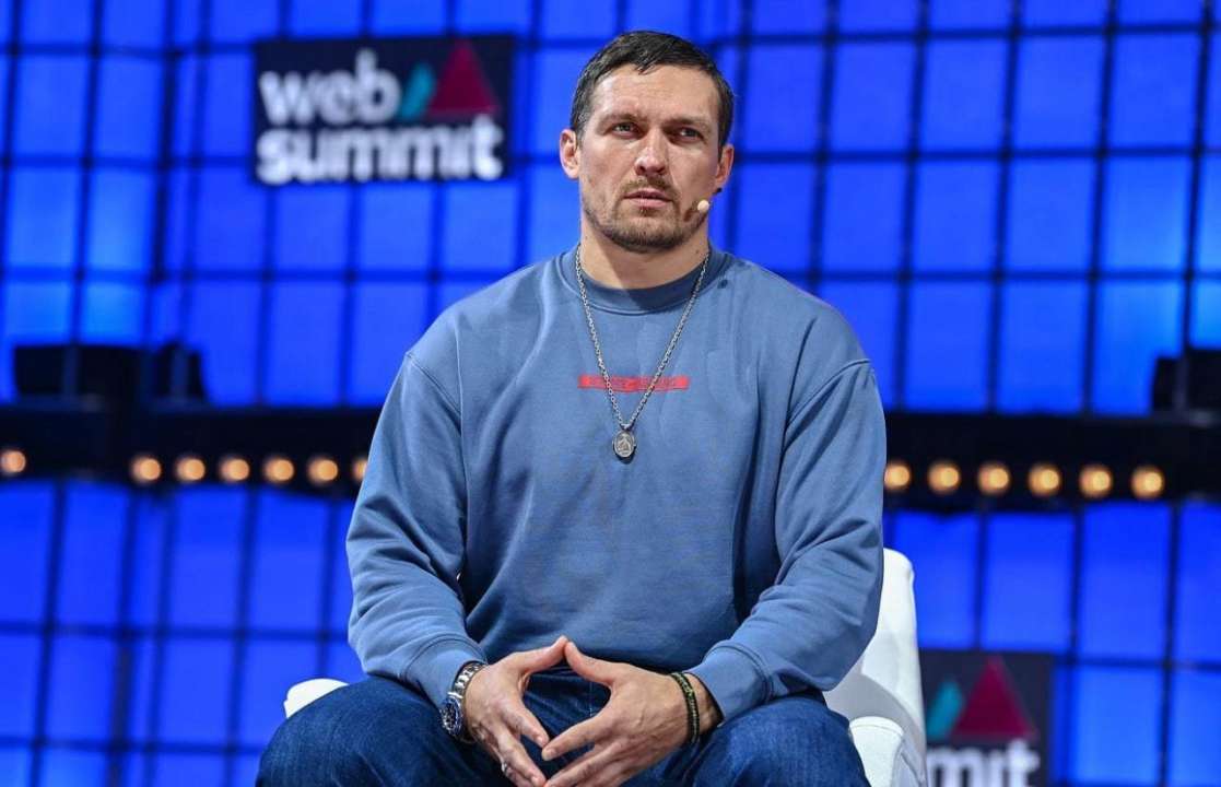 Александр Усик