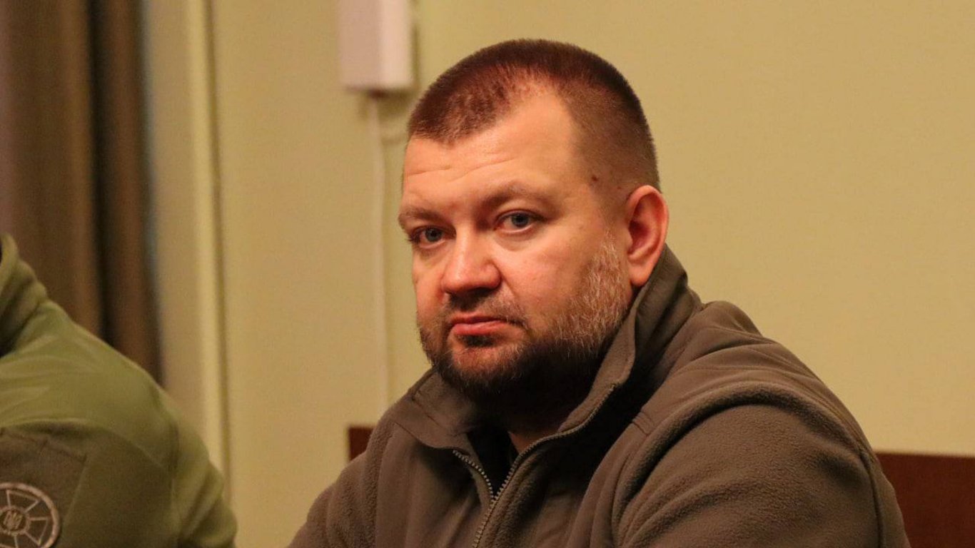Харківська прокуратура вручила підозру чоловіку, який пропонував мешканцям допомогу РФ