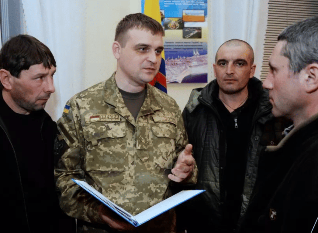 Какую функцию выполняет электронный код