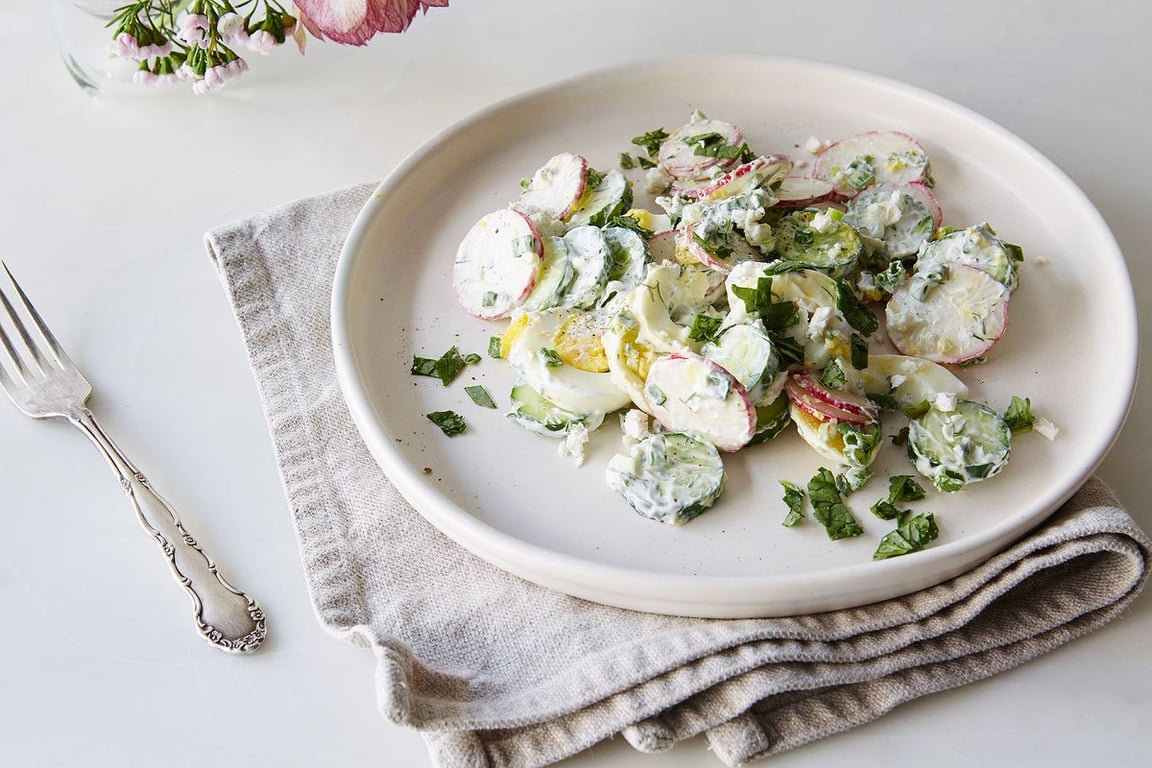 Як приготувати корисний салат з редискою