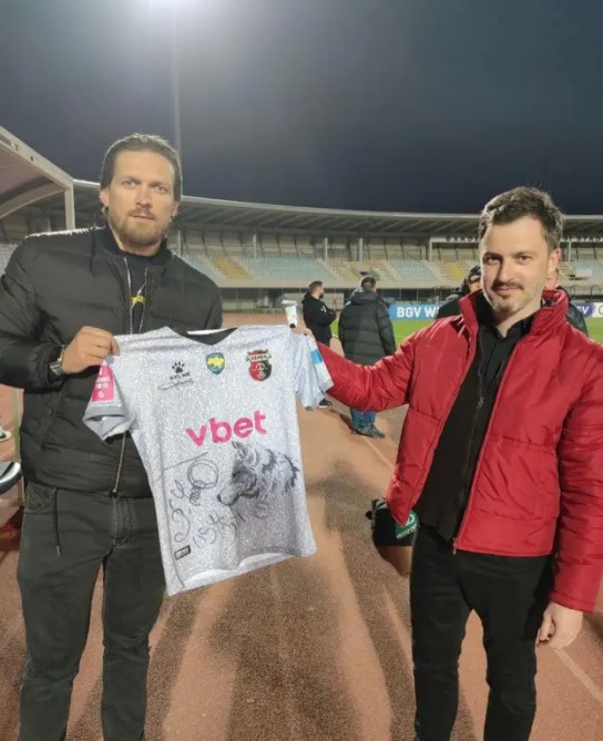 Александр Усик и аукцион Вереса