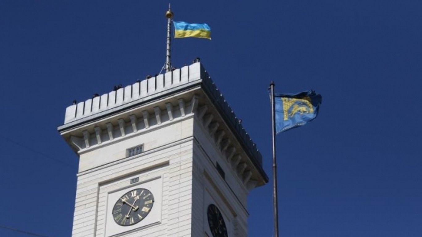 Во Львове состоится пробег по случаю годовщины поднятия флага над Ратушей