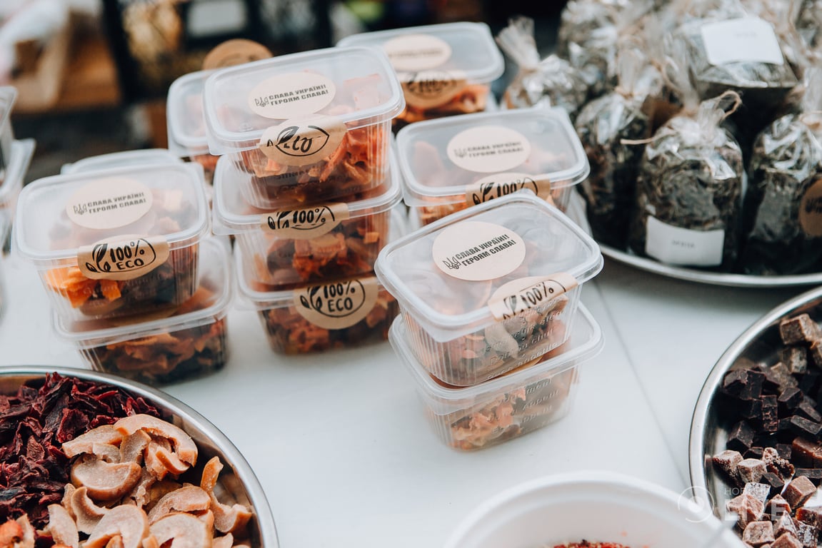 Весенний вернисаж в ботаническом саду Киева