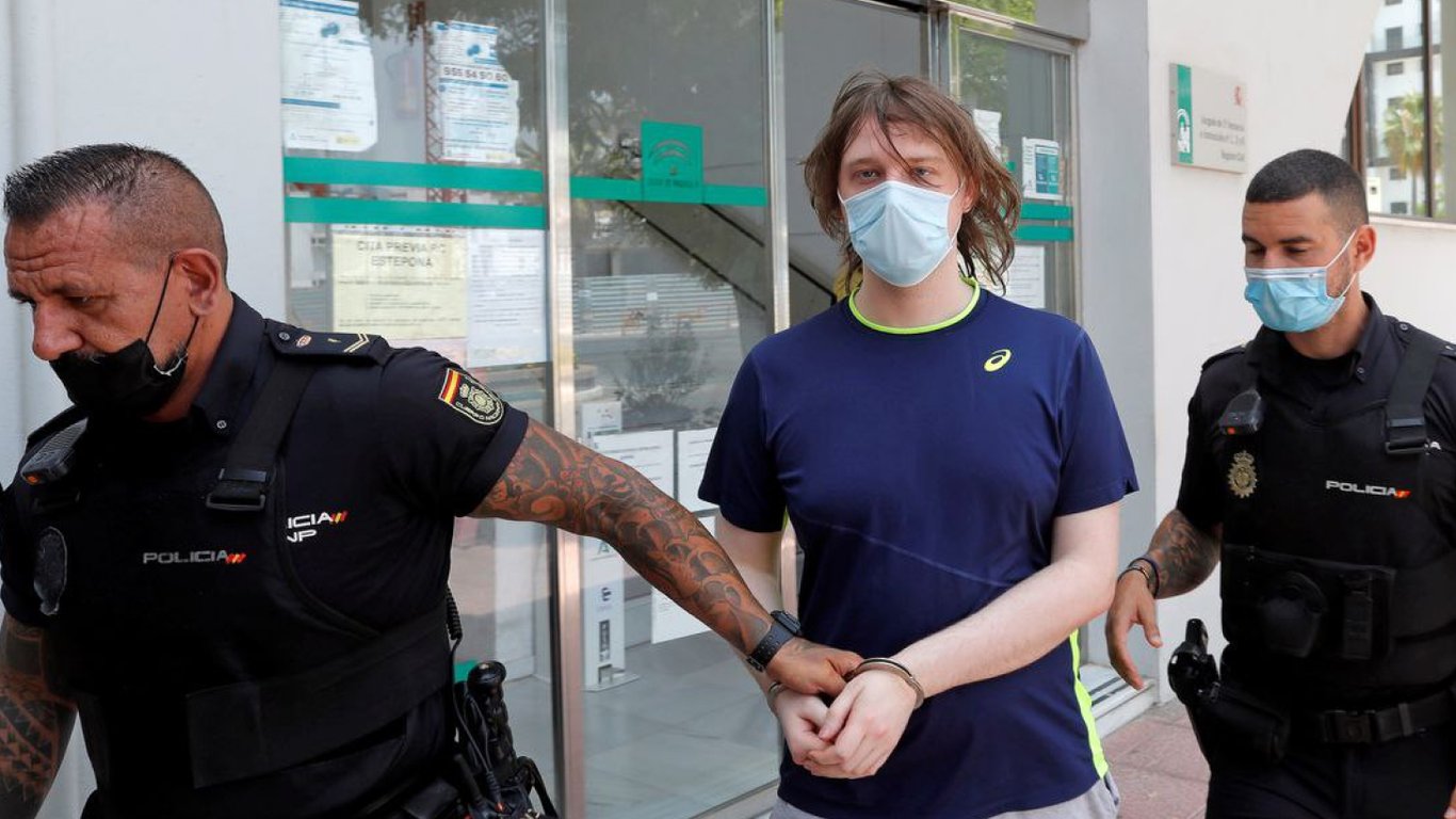 Испанский суд одобрил экстрадицию хакера, сломавшего страницы Байдена и  Обамы | Новини.live