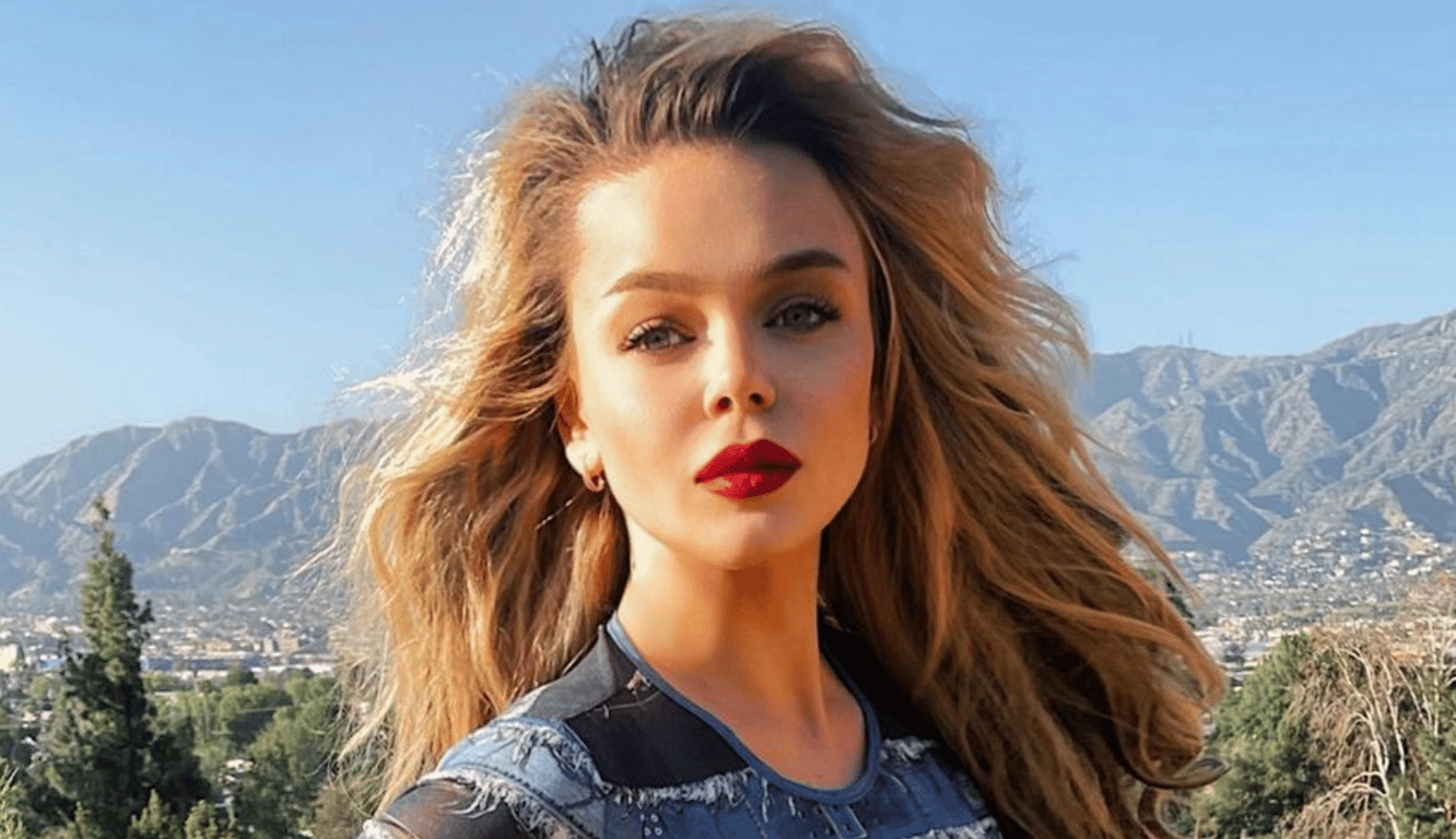 Алина Гросу