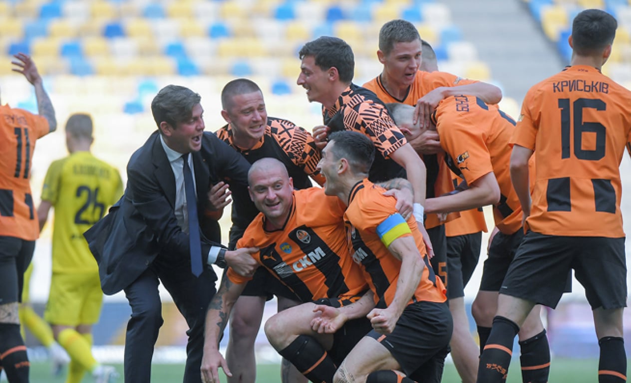 Шахтер Донецк