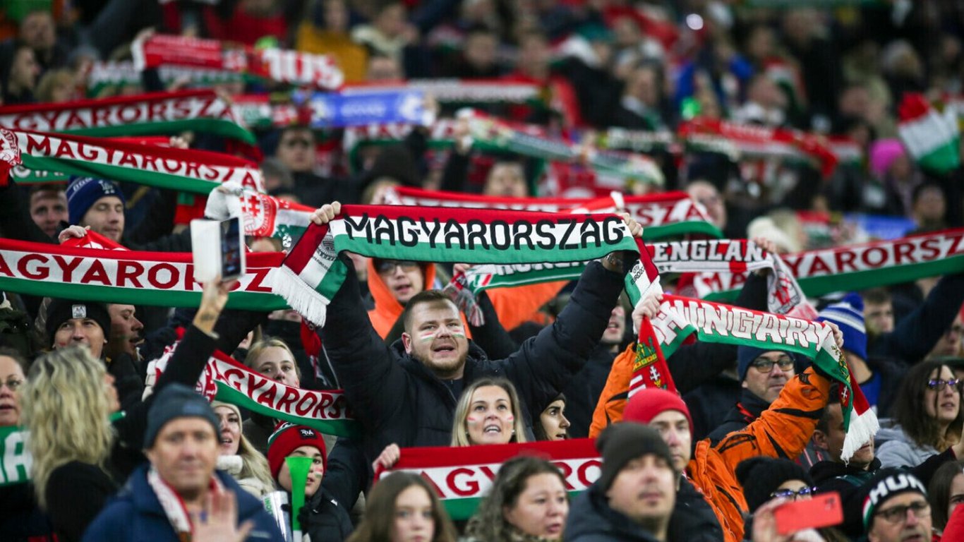 Как УЕФА разрешила символику Великой Венгрии — подробности скандала