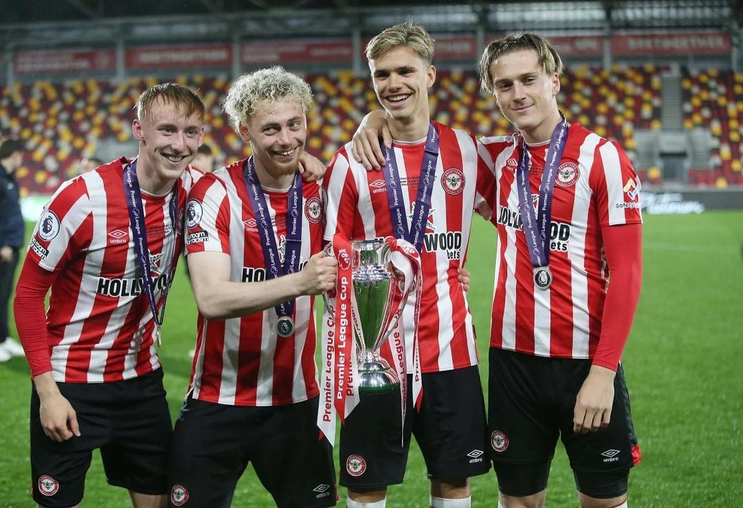 Ромео Бекхэм