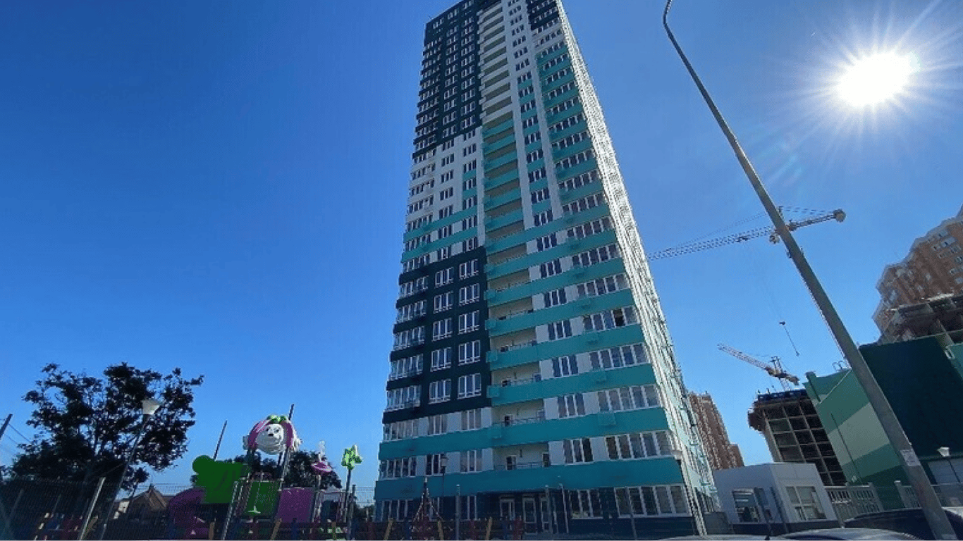 справа галантерника