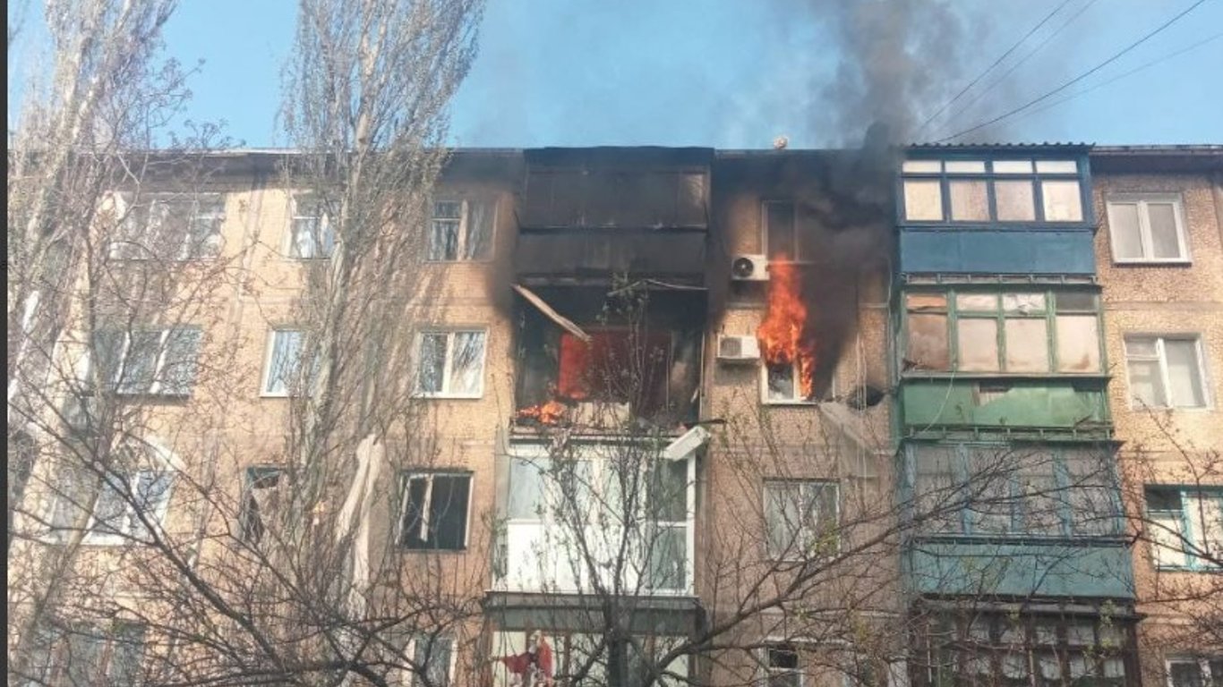 росіяни обстріляли Авдіївку на Донеччині фосфорними снарядами
