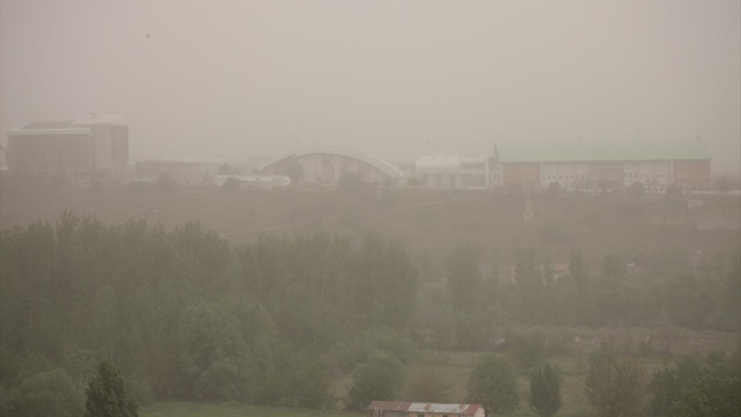 Пылевая буря в Турции