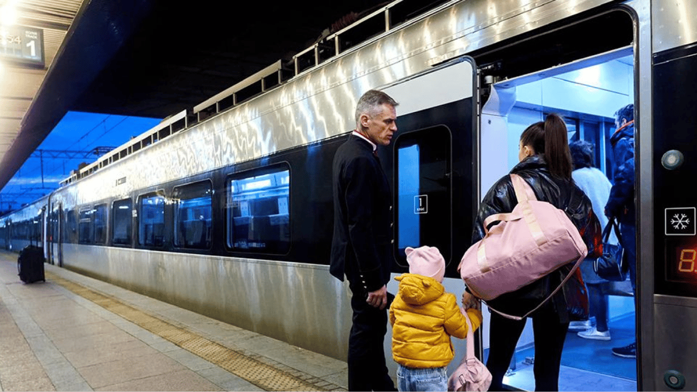 В Укрзалізниці анонсували новий щоденний потяг до Польщі