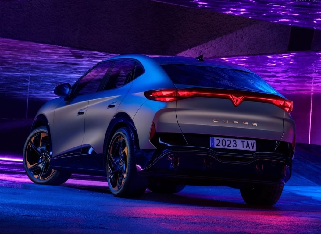 Електричний купе-кросовер Cupra Tarvascan