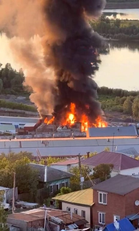 Пожар в Уфе 9 июня 2023 года. Фото: Telegram