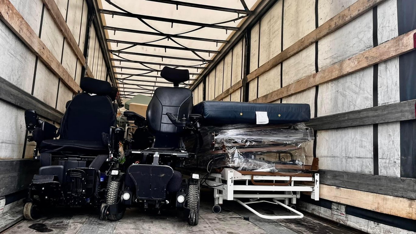 гуманитарная помощь от США