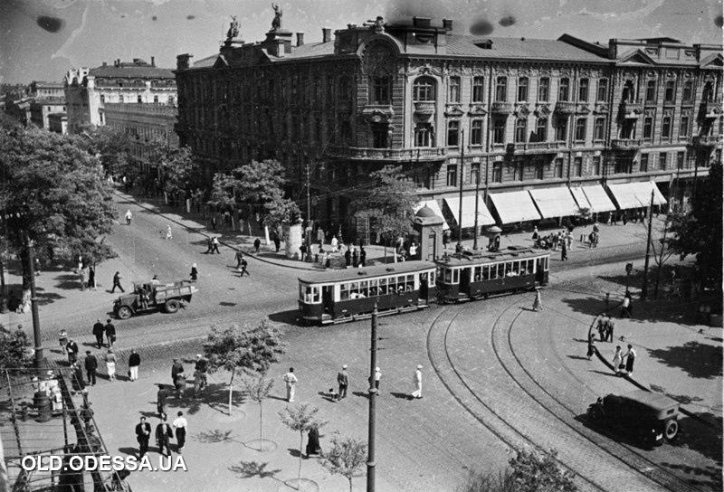 Чорно-білі фотографії Преображенської