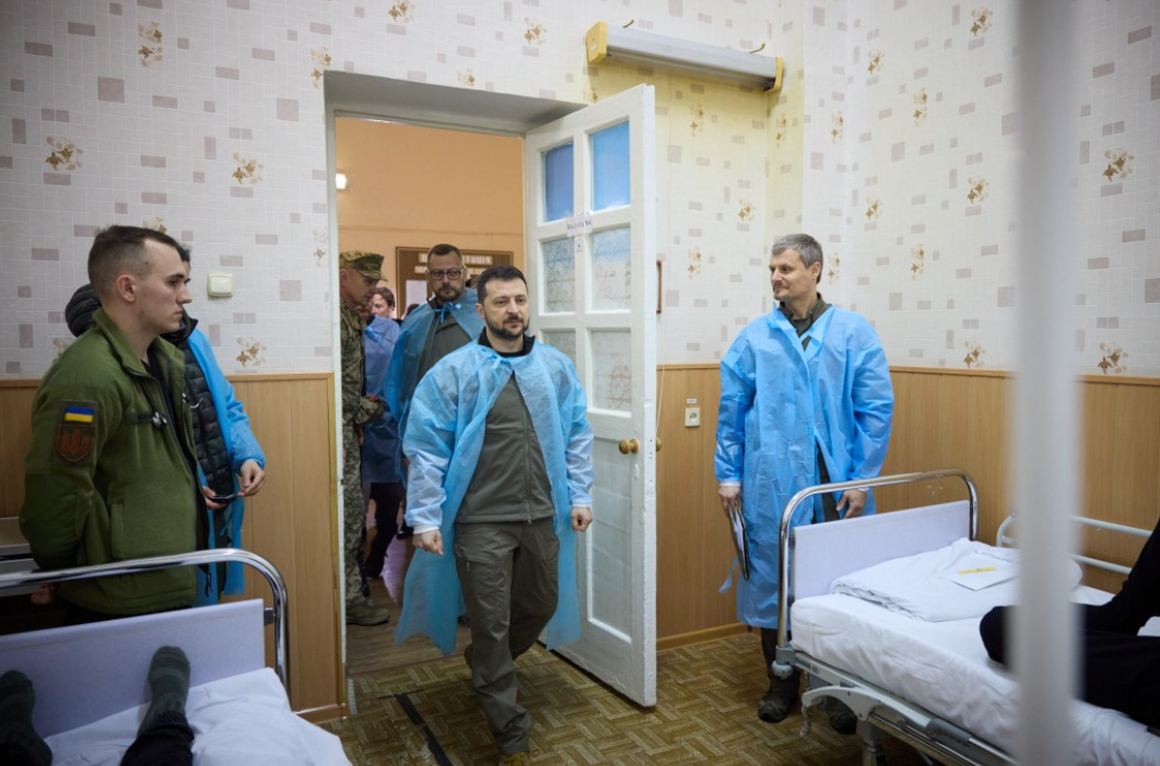 Зеленський у госпіталі Чернігів