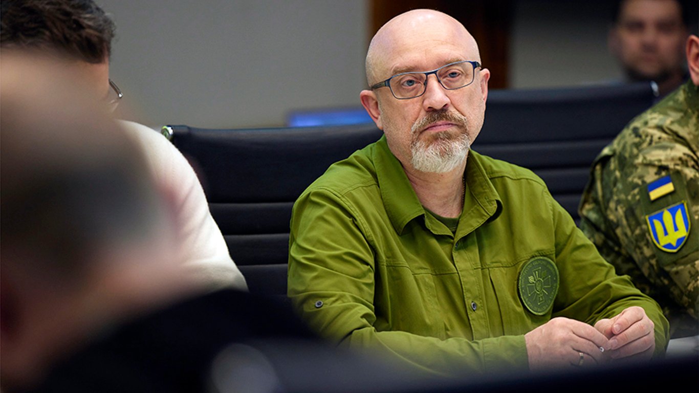Резніков заявив, що ЗСУ ще неодноразово вдарять по Кримському мосту