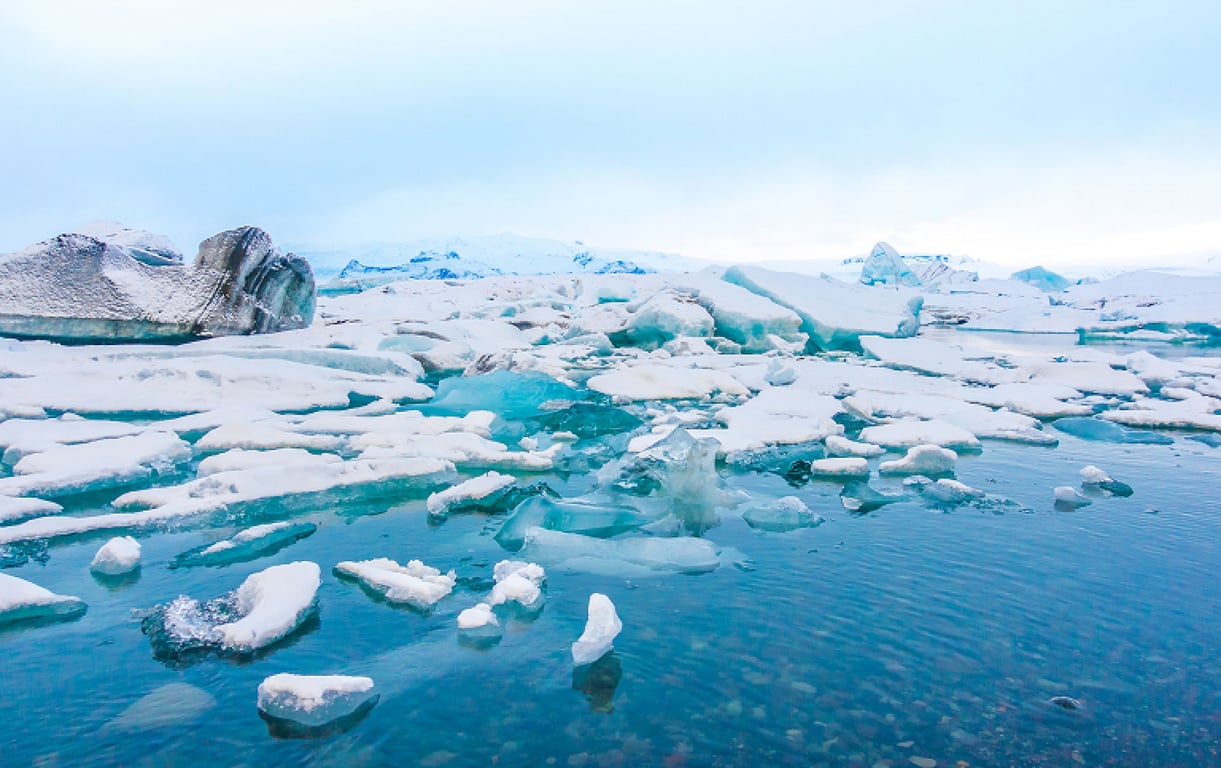 Таяние ледников в Гренландии и Антарктиде