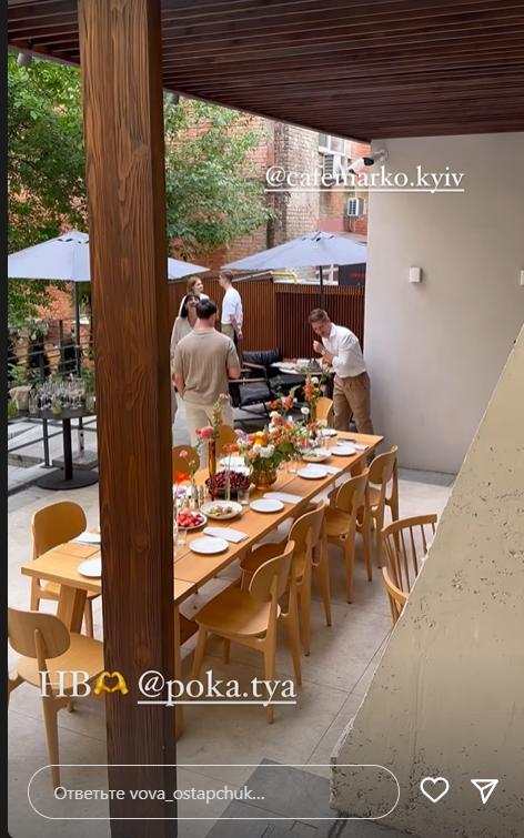 Розкішні букети та привітання від зірки: як дружина Остапчука день народження відсвяткувала - фото 1