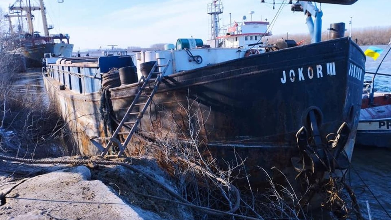 Румынское судно с зерном спасли в Ренийском порту