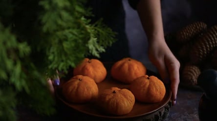 Рецепт смачної закуски "мандарини" на Новий рік 2024 - 290x166