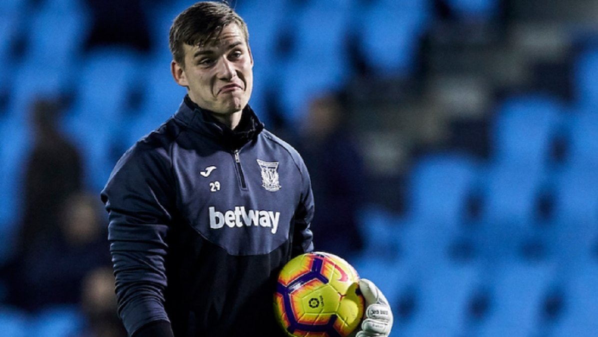 Андрей Лунин