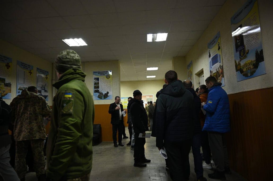 Могут объявить в розыск "уклончан" от мобилизации