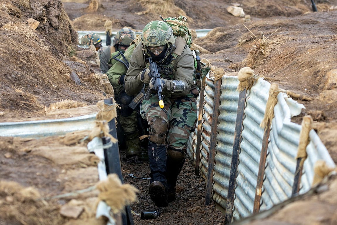 українські військові на навчаннях в Британії