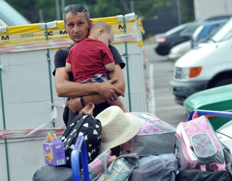 Які діють правила перетину кордону для опікунів неповнолітньої дитини