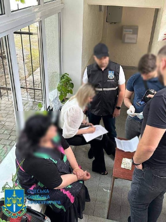 Слідчі дії в Чорноморській міськраді. Фото: Одеська обласна прокуратура