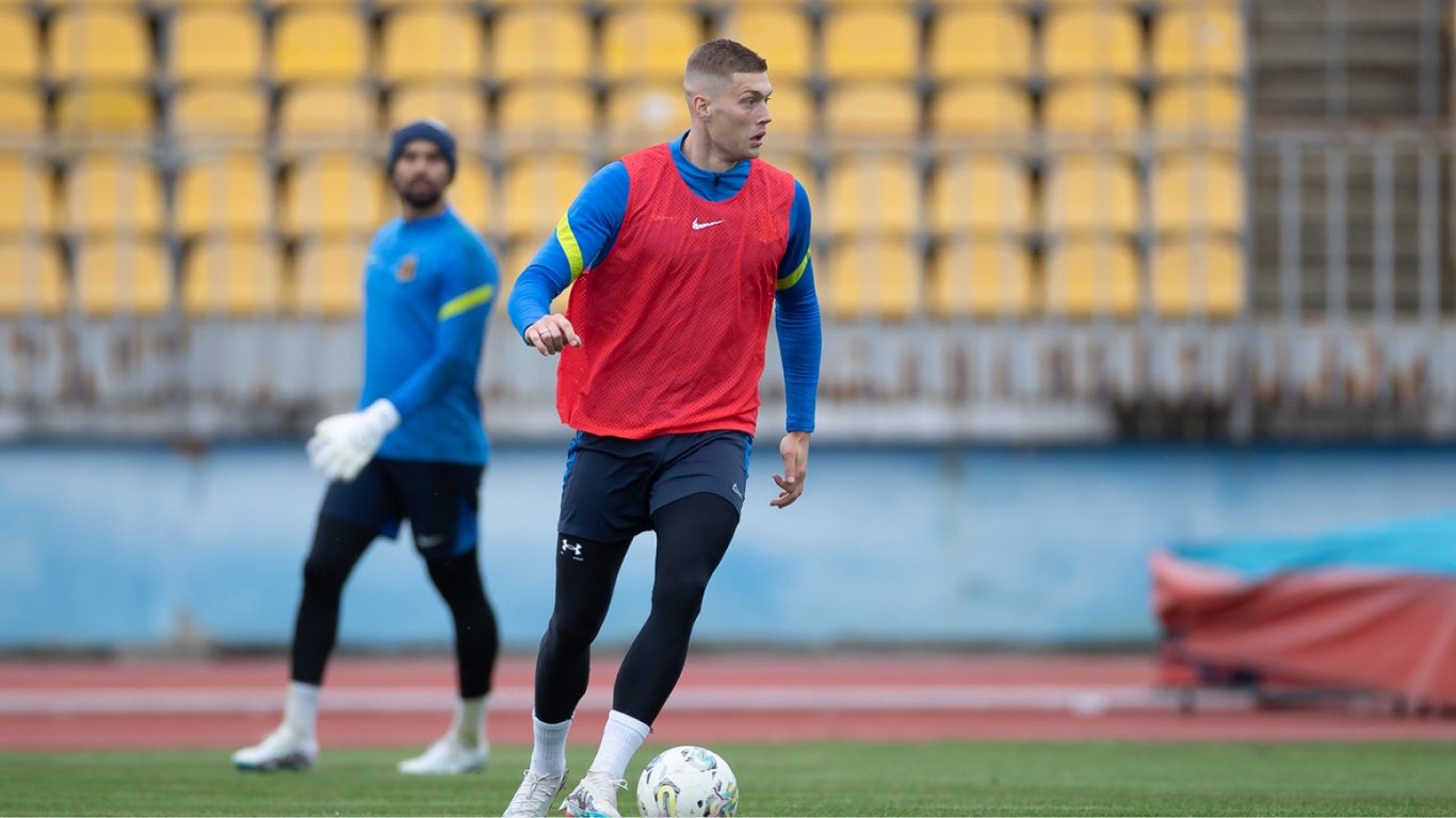 Артем Довбик