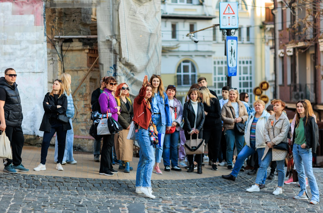 Экскурсия в рамках проекта "Знакомься: Киев!". Фото. Фонд Вадима Столара