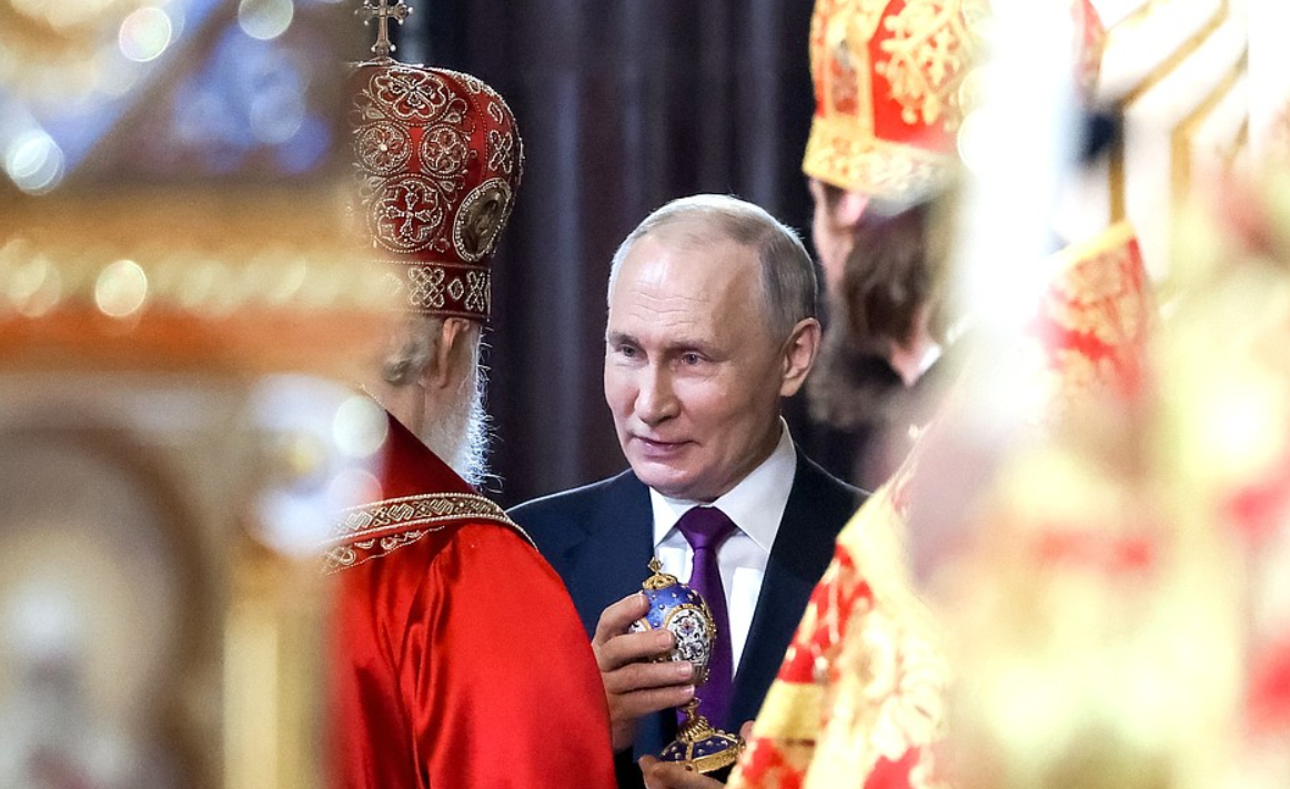 путін і церкві на великдень 16 квітня 2023