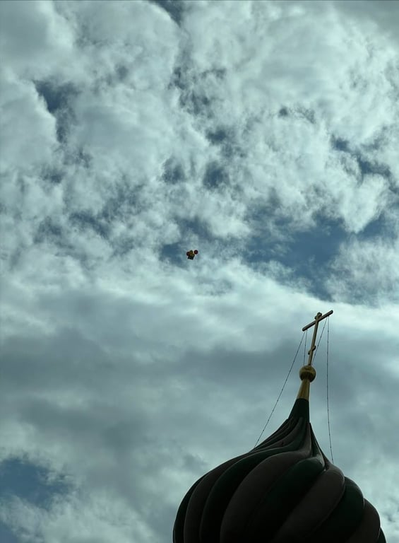 повітряні кульки над Кремлем