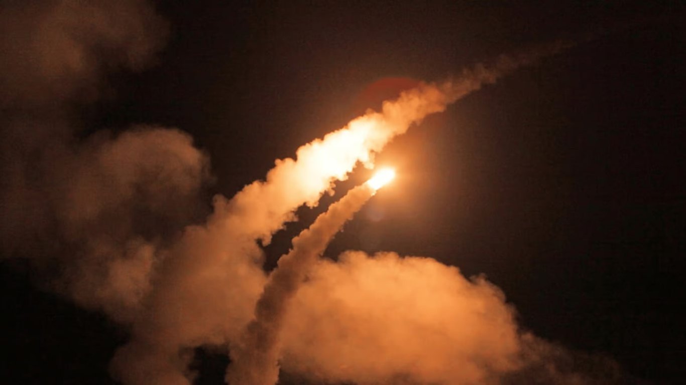 У Херсоні пролунали вибухи