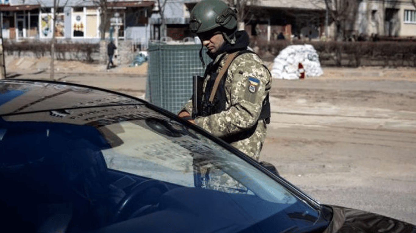 В Україні збільшили штрафи для чоловіків, які ще не були у військкоматі