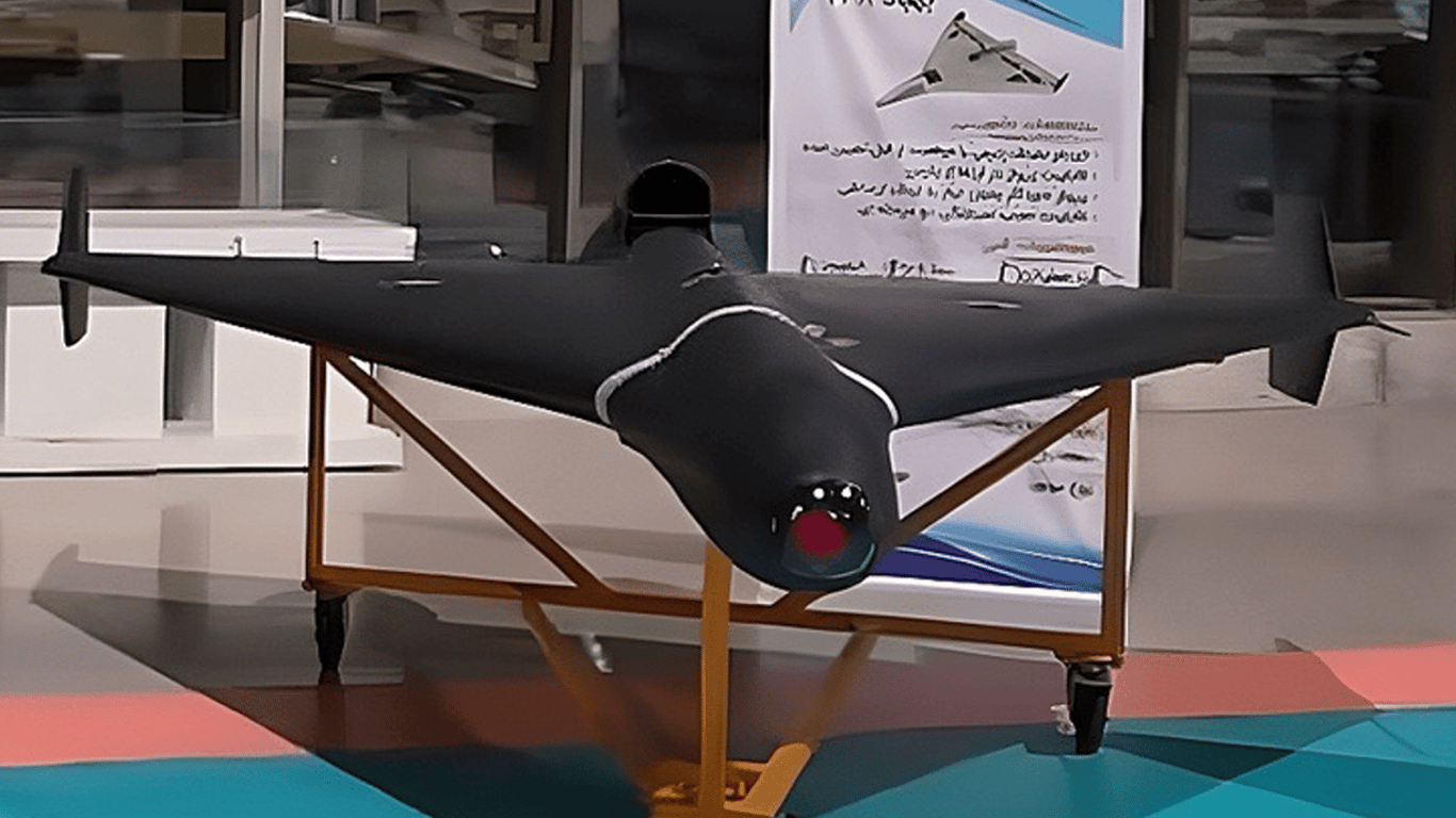 В Ірані представили новий чорний реактивний Shahed-238