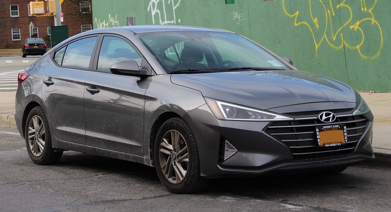 Hyundai_Elantra