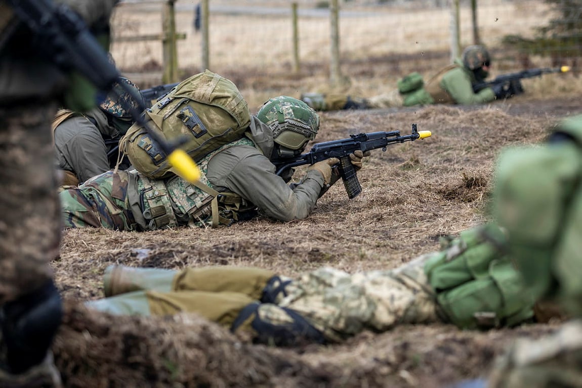 українські військові на навчаннях в Британії