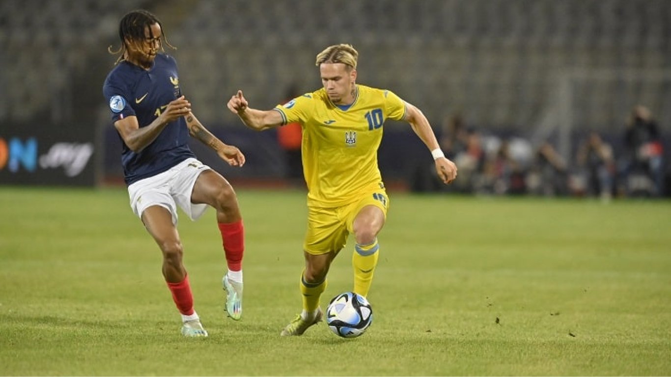 Михаил Мудрик