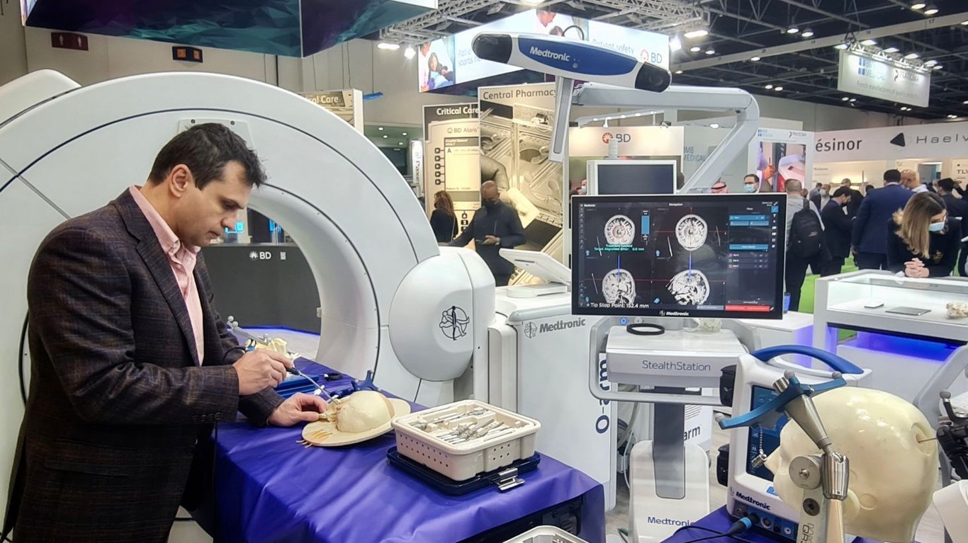 Тигран Амалян