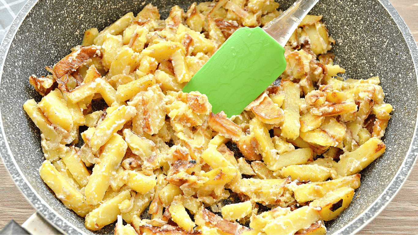 Борщ зі смаженою картоплею — рецепт улюбленої страви Кузьми Скрябіна