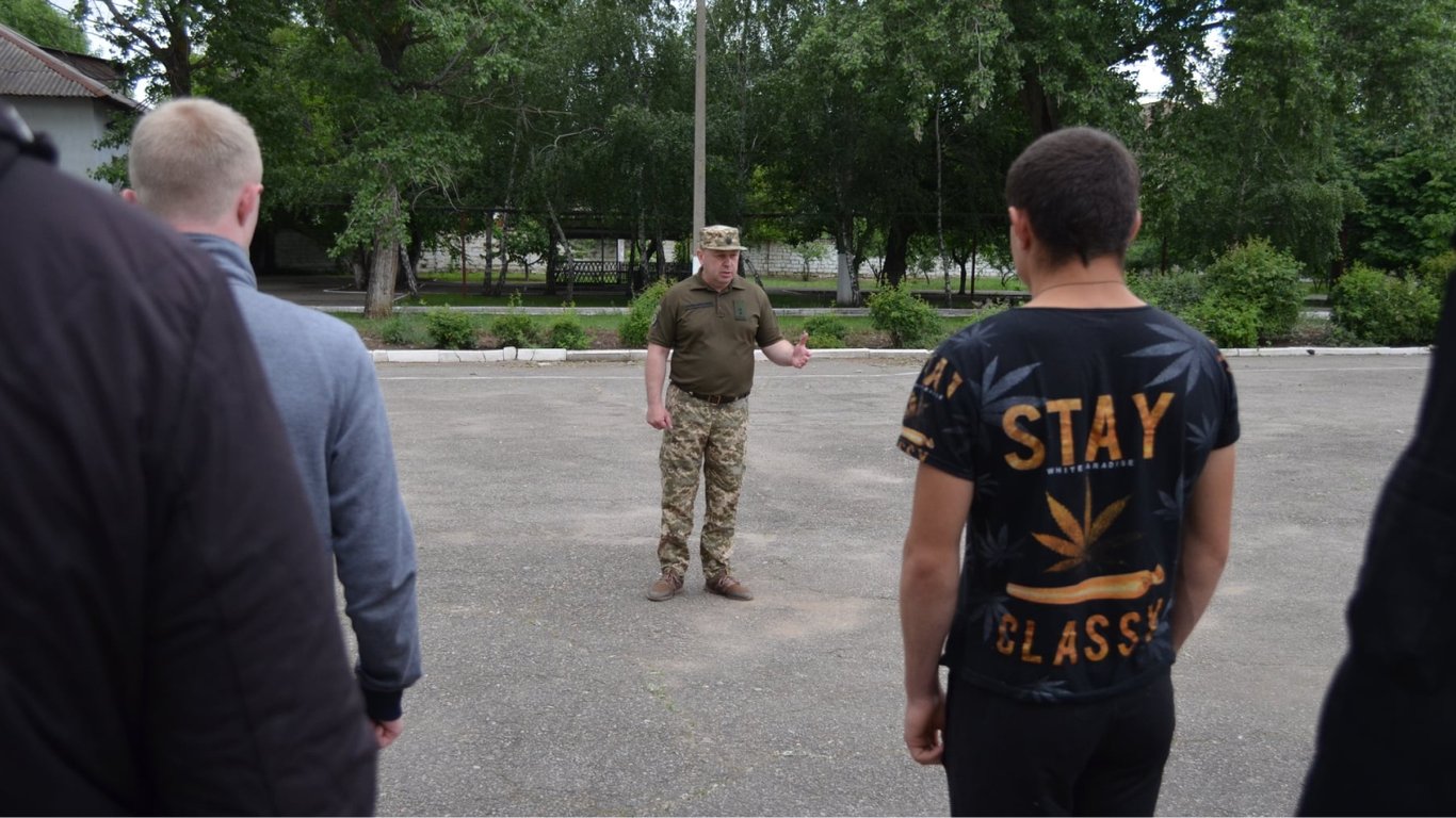 Чи можуть мобілізувати без згоди чоловіка молодше 25 років