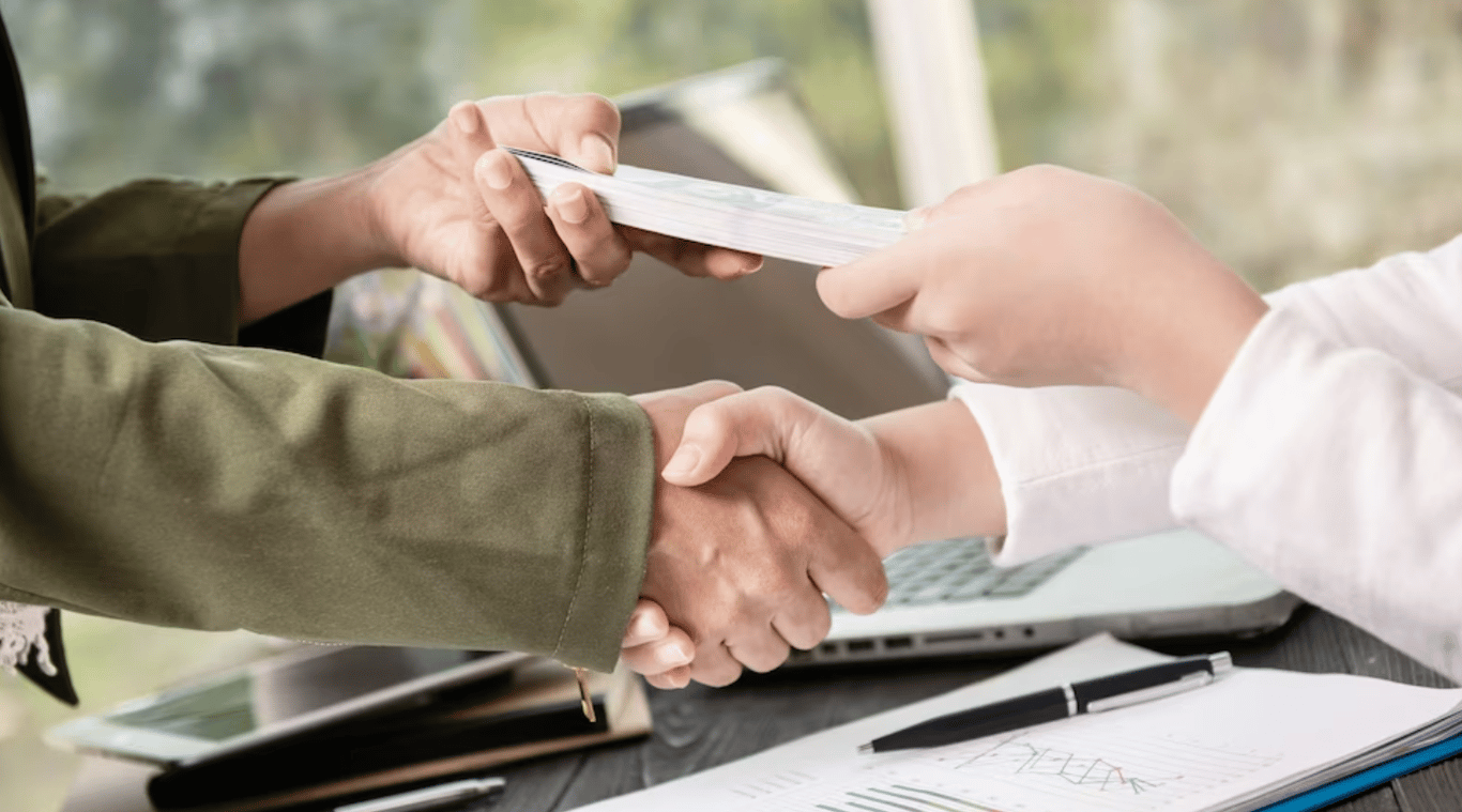 Деньги в долг