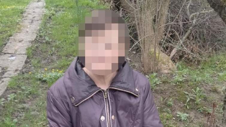 Поліцейські затримали зловмисницю . Фото: Нацполіції Львівщини 