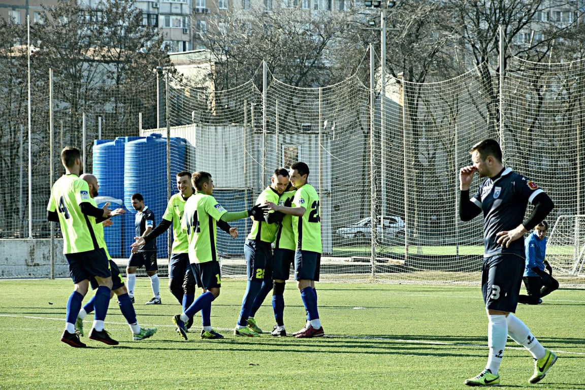 Празднование гола в ворота лидера Зимнего первенства "Малиновская"