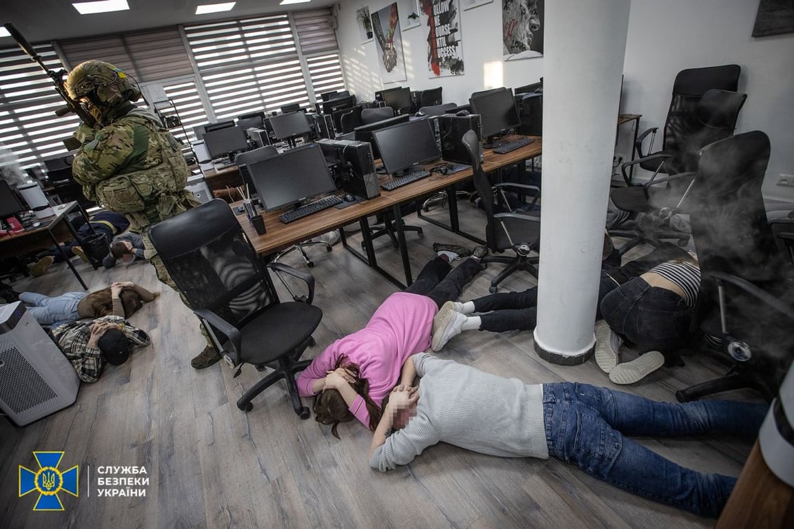 Бандитами управлять российские спецслужбы